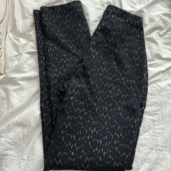 Wolford Black Lace Bonded Trousers Pull On Pants Leggings Pockets Luxury size 6 - Picture 2 of 9